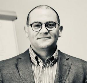 الأمل والرهان على الشباب المُهتمّ والمُطّلع والمُنخرط